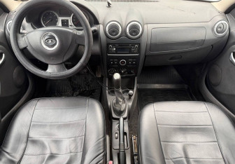 Подержанный автомобиль LADA (ВАЗ) Largus Wagon 2013 года (9 фото)