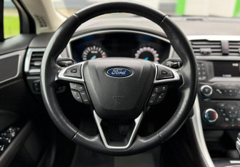 Подержанный автомобиль Ford Mondeo Sedan 2018 года (13 фото)