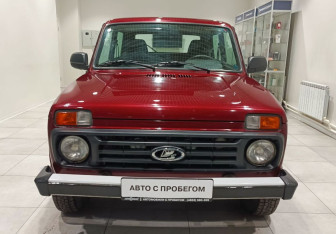 Подержанный автомобиль LADA (ВАЗ) 2121 (4x4) 2018 года (2 фото)