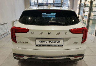 Подержанный автомобиль Haval Jolion 2023 года (8 фото)