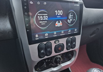 Подержанный автомобиль Renault Logan Sedan 2011 года (13 фото)