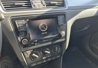 Подержанный автомобиль Skoda Rapid Liftback 2018 года (14 фото)