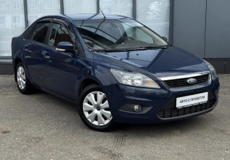 Подержанный автомобиль Ford Focus Sedan 2011 года (3 фото)