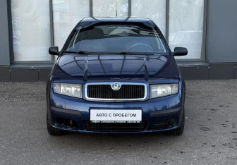 Подержанный автомобиль Skoda Fabia Wagon 2007 года (2 фото)