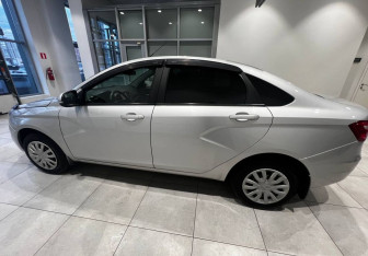 Подержанный автомобиль LADA (ВАЗ) Vesta Sedan 2022 года (7 фото)