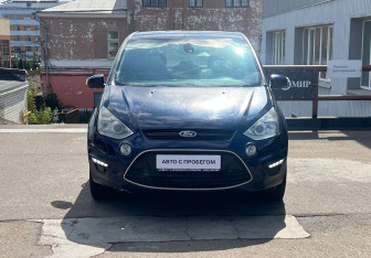 Подержанный автомобиль Ford S-MAX 2011 года (7 фото)