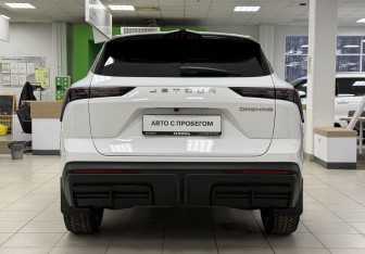 Подержанный автомобиль Jetour Dashing 2024 года (6 фото)