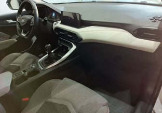 Подержанный автомобиль Kaiyi E5 2024 года (14 фото)