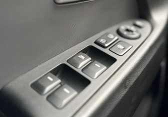 Подержанный автомобиль Kia Sportage 2013 года (15 фото)