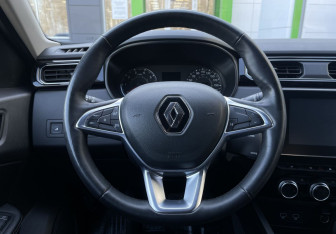 Подержанный автомобиль Renault Arkana 2019 года (13 фото)