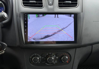 Подержанный автомобиль Renault Sandero 2018 года (13 фото)