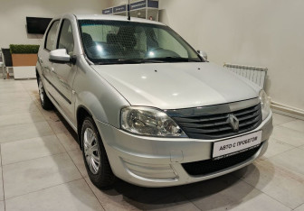 Подержанный автомобиль Renault Logan Sedan 2013 года (3 фото)