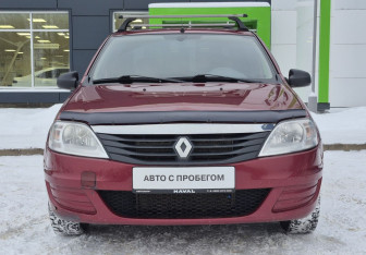 Подержанный автомобиль Renault Logan Sedan 2011 года (2 фото)