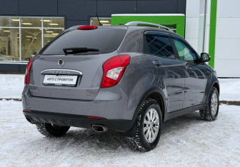 Подержанный автомобиль SsangYong Actyon 2014 года (5 фото)