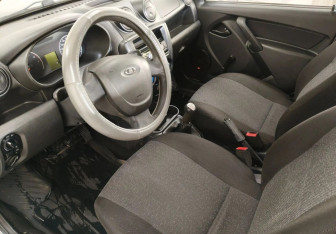 Подержанный автомобиль LADA (ВАЗ) Granta Sedan 2013 года (11 фото)