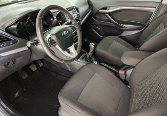 Подержанный автомобиль LADA (ВАЗ) Vesta Sedan 2021 года (8 фото)