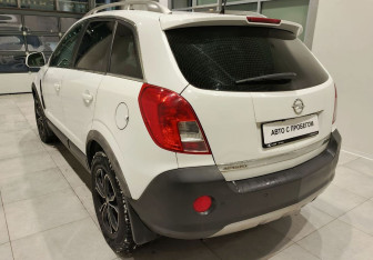 Подержанный автомобиль Opel Antara 2013 года (8 фото)