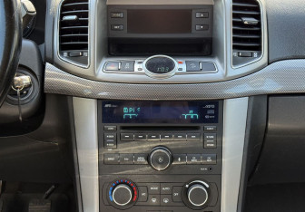 Подержанный автомобиль Chevrolet Captiva 2012 года (16 фото)