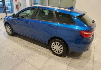 Подержанный автомобиль LADA (ВАЗ) Vesta Wagon 2021 года (5 фото)