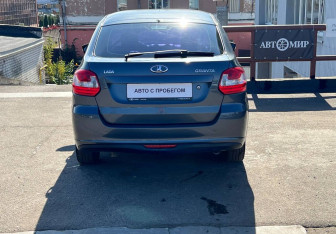 Подержанный автомобиль LADA (ВАЗ) Granta Liftback 2015 года (7 фото)