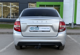 Подержанный автомобиль LADA (ВАЗ) Granta Sedan 2020 года (6 фото)