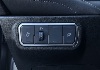 Подержанный автомобиль Haval F7 2021 года (18 фото)