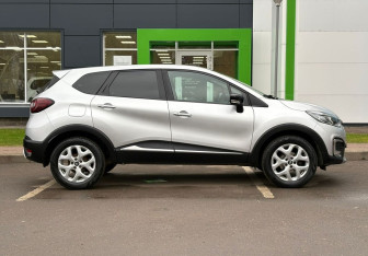Подержанный автомобиль Renault Kaptur 2016 года (4 фото)