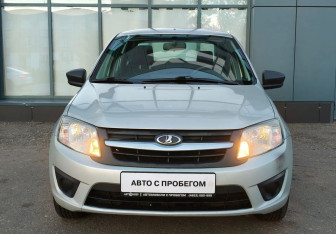 Подержанный автомобиль LADA (ВАЗ) Granta Sedan 2017 года (3 фото)