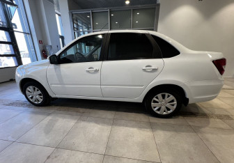 Подержанный автомобиль LADA (ВАЗ) Granta Sedan 2023 года (4 фото)