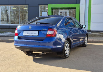Подержанный автомобиль Skoda Rapid Liftback 2018 года (5 фото)