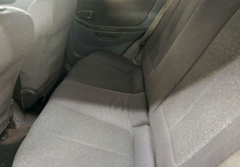 Подержанный автомобиль Hyundai Accent Sedan 2004 года (15 фото)