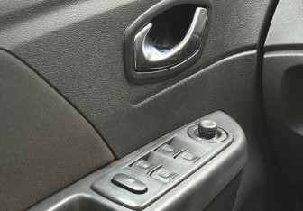 Подержанный автомобиль Renault Kaptur 2017 года (15 фото)