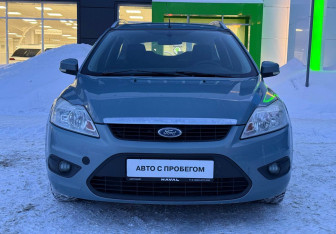 Подержанный автомобиль Ford Focus Wagon 2010 года (2 фото)