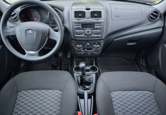 Подержанный автомобиль LADA (ВАЗ) Granta Hatchback 2020 года (11 фото)