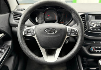 Подержанный автомобиль LADA (ВАЗ) Vesta Wagon 2019 года (12 фото)