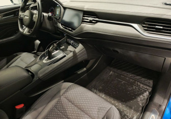 Подержанный автомобиль Haval F7 2021 года (14 фото)