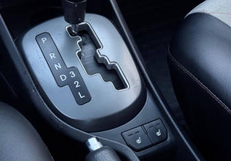 Подержанный автомобиль Kia Rio Sedan 2013 года (15 фото)