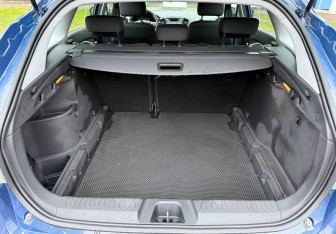 Подержанный автомобиль LADA (ВАЗ) Vesta Wagon 2018 года (17 фото)