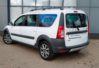 Подержанный автомобиль LADA (ВАЗ) Largus Wagon 2020 года (5 фото)