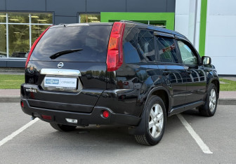 Подержанный автомобиль Nissan X-Trail 2008 года (5 фото)