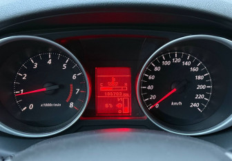 Подержанный автомобиль Mitsubishi ASX 2014 года (12 фото)