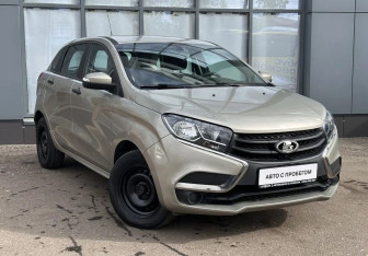 Подержанный автомобиль LADA (ВАЗ) XRAY 2017 года (2 фото)