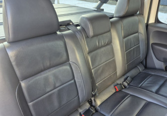 Подержанный автомобиль Volkswagen Amarok 2013 года (10 фото)