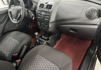 Подержанный автомобиль LADA (ВАЗ) Granta Liftback 2019 года (10 фото)