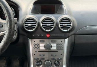 Подержанный автомобиль Opel Antara 2013 года (14 фото)