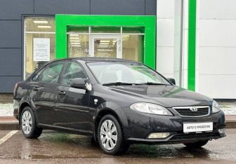 Подержанный автомобиль Daewoo Gentra Sedan 2013 года (3 фото)
