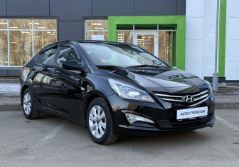 Подержанный автомобиль Hyundai Solaris Sedan 2016 года (3 фото)