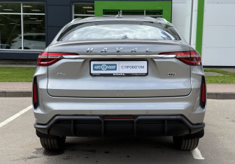 Подержанный автомобиль Haval F7x 2023 года (6 фото)