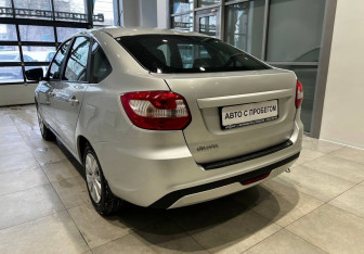 Подержанный автомобиль LADA (ВАЗ) Granta Liftback 2023 года (5 фото)