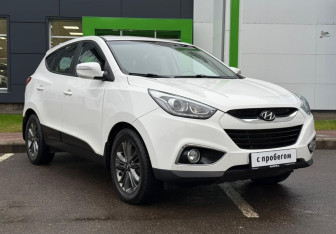 Подержанный автомобиль Hyundai ix35 2014 года (3 фото)